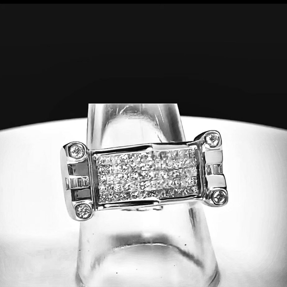 Men's 1.69ctw 14k wg Invisible Set Princess Cut Diamond Ring.